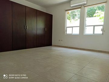 Casa en Venta en Jardines del Valle