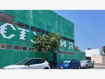 Edificio en Venta en Felipe Carrillo Puerto Centro