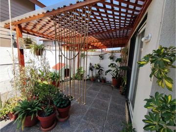 SE VENDE CASA COMERCIAL, CASAS DEL VALLE, PUENTE ALTO