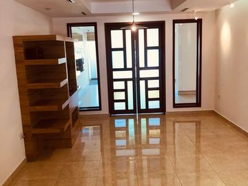 ¡VENTA CASA EN TABACHINES DEL COUNTRY