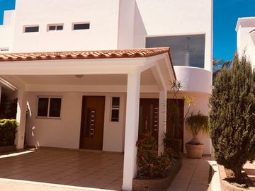 ¡VENTA CASA EN TABACHINES DEL COUNTRY