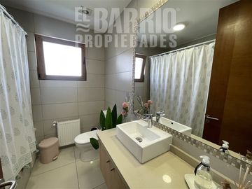 Casa en Venta en Chicureo / Piedra Roja