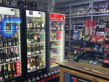 Local Comercial en Venta en DERECHO DE LLAVES DE BOTILLERÍA EN ¡UBICACIÓN TOP!..CON ALTA RENTABILIDAD Y EXCELENTES NÚMEROS. EN VITACURA..
