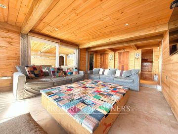 Pichilemu, Increíble casa sobre el mar en Infiernillo