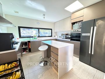Moderna casa en venta en Condominio Bello Horizonte