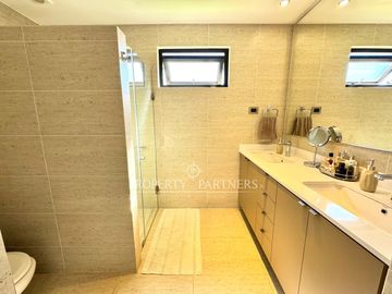Moderna casa en venta en Condominio Bello Horizonte