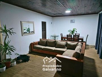 Casa en Venta en adolfo ozza entre huidobro y recabarren