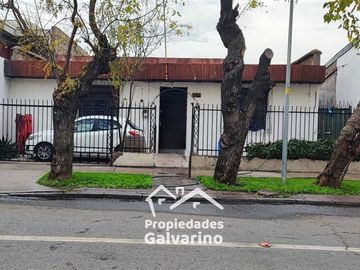Casa en Venta en adolfo ozza entre huidobro y recabarren