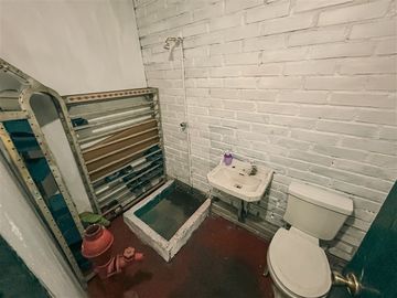 Oficina en Venta en santa raquel con trinidad