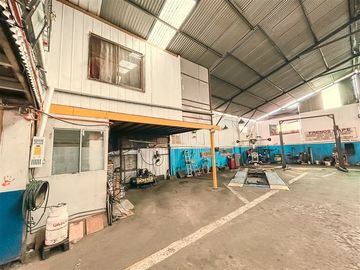 Oficina en Venta en santa raquel con trinidad