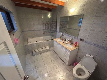 Casa en Venta en Ex presidente Gabriel gonzalez videla con ruta 5