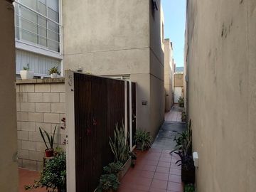 VENTA PH 3 AMBIENTES DEVOTO PATIO BAJAS EXPENSAS
