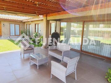 Casa en Venta en Condominio Bosques de Chena