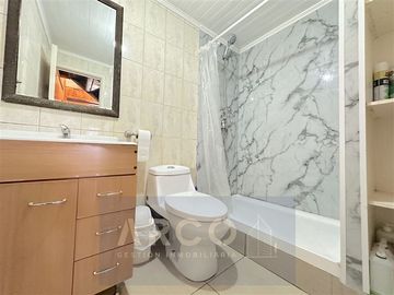 Casa en Venta en LOCARNO 0959