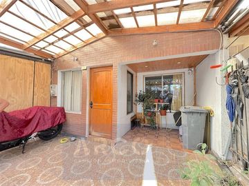 Casa en Venta en LOCARNO 0959