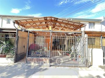 Casa en Venta en LOCARNO 0959