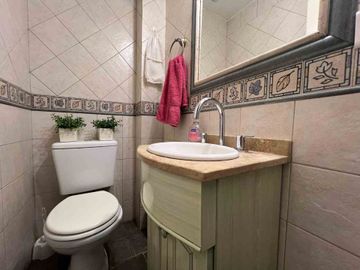 CASA VENTA TRIPLEX EN BARRIO EL MIRADOR HURLINGHAM