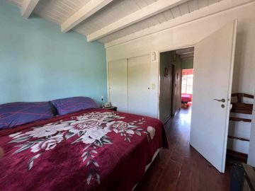 CASA VENTA TRIPLEX EN BARRIO EL MIRADOR HURLINGHAM