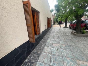 VENTA CASA 3 AMB NECOCHEA