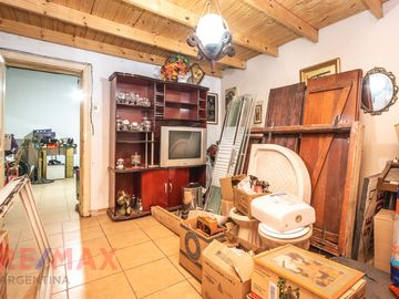 VENTA PH 3 AMBIENTES CON LOCAL EN AVELLANEDA