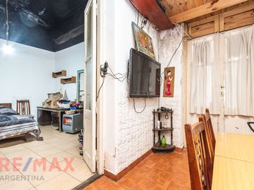 VENTA PH 3 AMBIENTES CON LOCAL EN AVELLANEDA