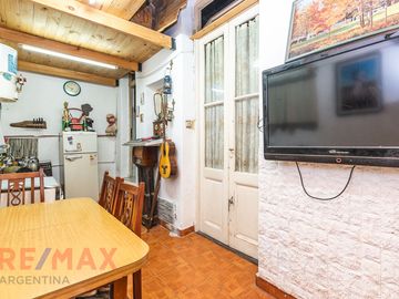 VENTA PH 3 AMBIENTES CON LOCAL EN AVELLANEDA