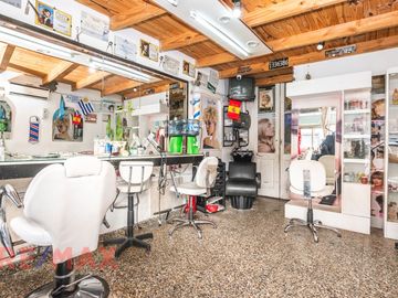 VENTA PH 3 AMBIENTES CON LOCAL EN AVELLANEDA