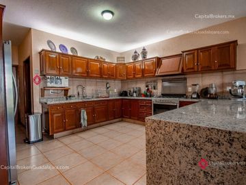 Casa de Lujo Venta El Palomar Amueblada Vista Panorámica Tlajomulco de Zúñiga