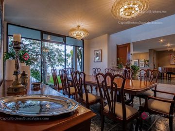 Casa de Lujo Venta El Palomar Amueblada Vista Panorámica Tlajomulco de Zúñiga