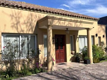 Venta - Casa en Barrio Cerrado Sausalito - APTO CRÉDITO