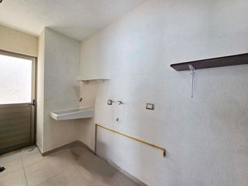 Casa en VENTA en LOMAS DEL SOL