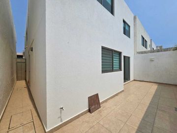 Casa en VENTA en LOMAS DEL SOL