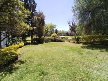 Casa en Club Campestre de un piso estilo hacienda mexicana