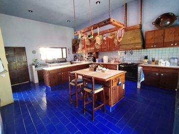 Casa en Club Campestre de un piso estilo hacienda mexicana