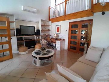 PRECIOSA Y ACOGEDORA CASA 5D 4B EN SECTOR ALTO JAHUEL MAIPÚ