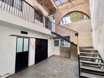 OPORTUNIDAD DE INVERSIÓN. CASA EN VENTA EN LOMAS DE CASA BLANCA