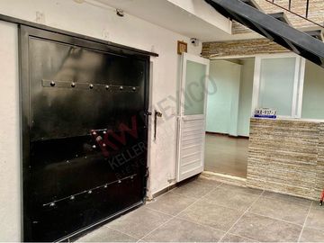 OPORTUNIDAD DE INVERSIÓN. CASA EN VENTA EN LOMAS DE CASA BLANCA