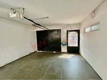 OPORTUNIDAD DE INVERSIÓN. CASA EN VENTA EN LOMAS DE CASA BLANCA