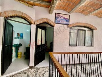 OPORTUNIDAD DE INVERSIÓN. CASA EN VENTA EN LOMAS DE CASA BLANCA