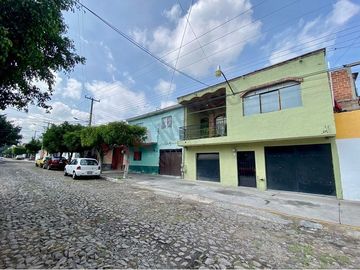 OPORTUNIDAD DE INVERSIÓN. CASA EN VENTA EN LOMAS DE CASA BLANCA