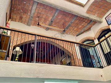 OPORTUNIDAD DE INVERSIÓN. CASA EN VENTA EN LOMAS DE CASA BLANCA