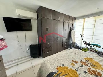 CASA EN VENTA AL ORIENTE FRACCIONAMIENTO PUERTA DEL REY