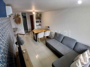 SE VENDE ATRACTIVO APARTAMENTO EN NAPOLES