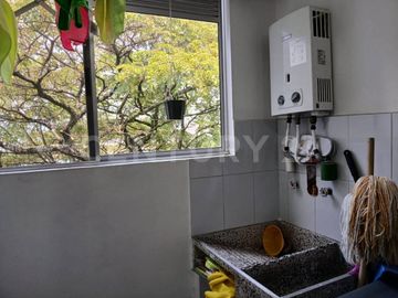 SE VENDE ATRACTIVO APARTAMENTO EN NAPOLES