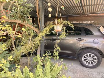 Se vende acogedora casa de 4D+2B