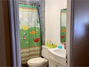 Se vende acogedora casa de 4D+2B
