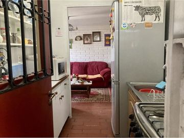 Se vende acogedora casa de 4D+2B