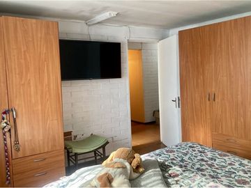 Se vende acogedora casa de 4D+2B