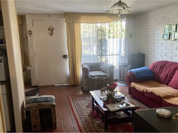 Se vende acogedora casa de 4D+2B