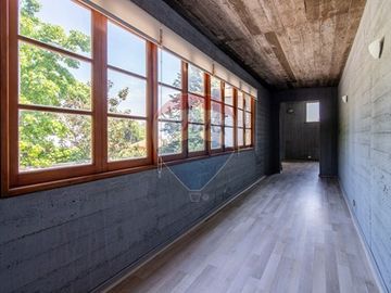 Casa de Lujo en La Reina: 3D/3B, Terraza y Jardín